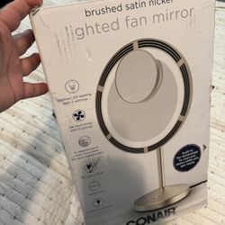 CONAIR Lighted Fan Mirror