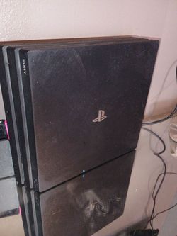 💥💥🚨🚨Ps4 it works good and in great condition nothing is wrong just selling it because I need money💥💥🚨🚨
