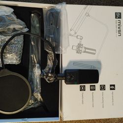 Multi-Pattern USB Studio Podcast Microphone & Kit - Brand New Unused