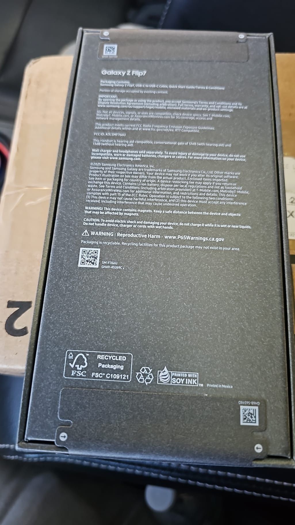 Samsung Galaxy Z Flip7 Blue