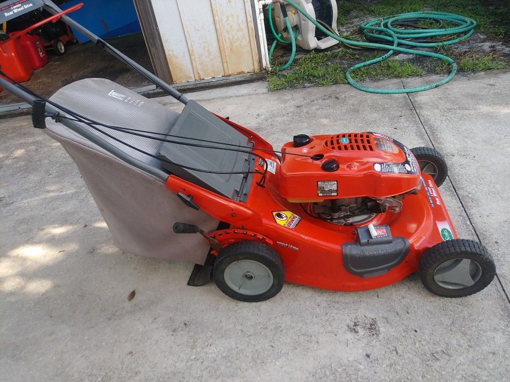 Scotts Lawn Mower made by Murray