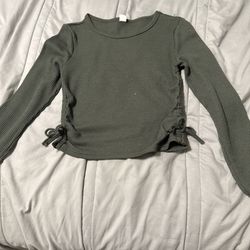 Green Long Sleeve Crop Top That Ties At The Sides