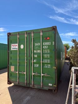Storage shipping containers