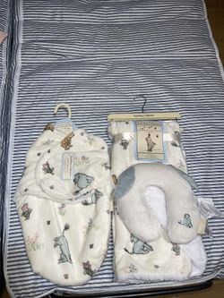 WINNIE THE POOH SETS