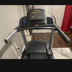 Treadmill 