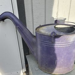 YARD ART Primitive Vintage Old Watering Can/Gas Station Can 