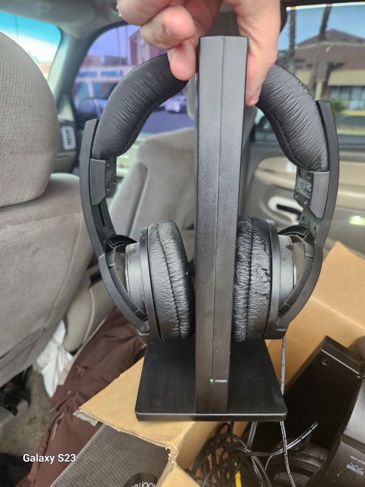 Sony Wireless Headphones 3sets 40$