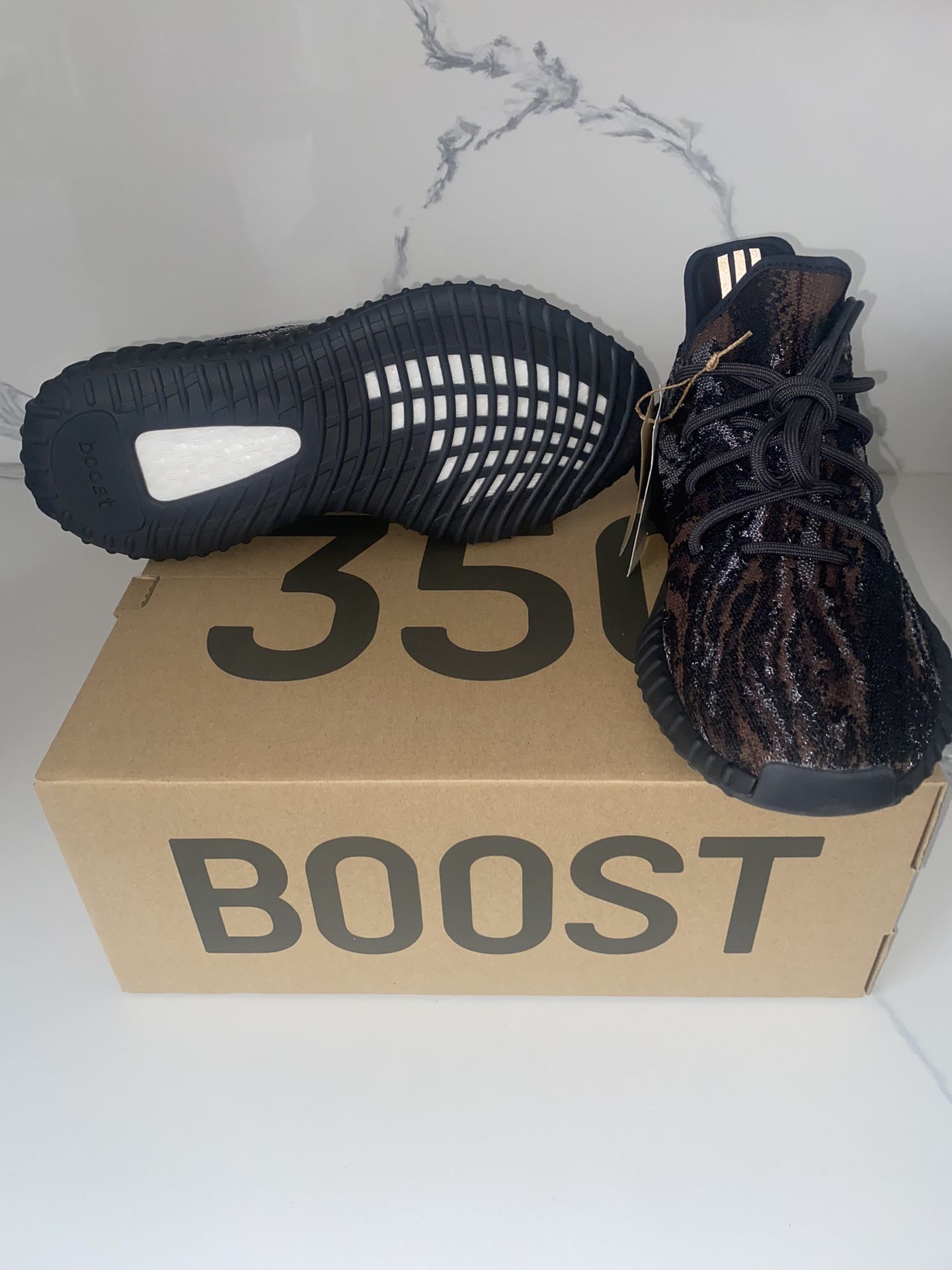 9.5 yeezy boost on sale 35