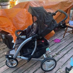  Graco  Jogging Stroller 