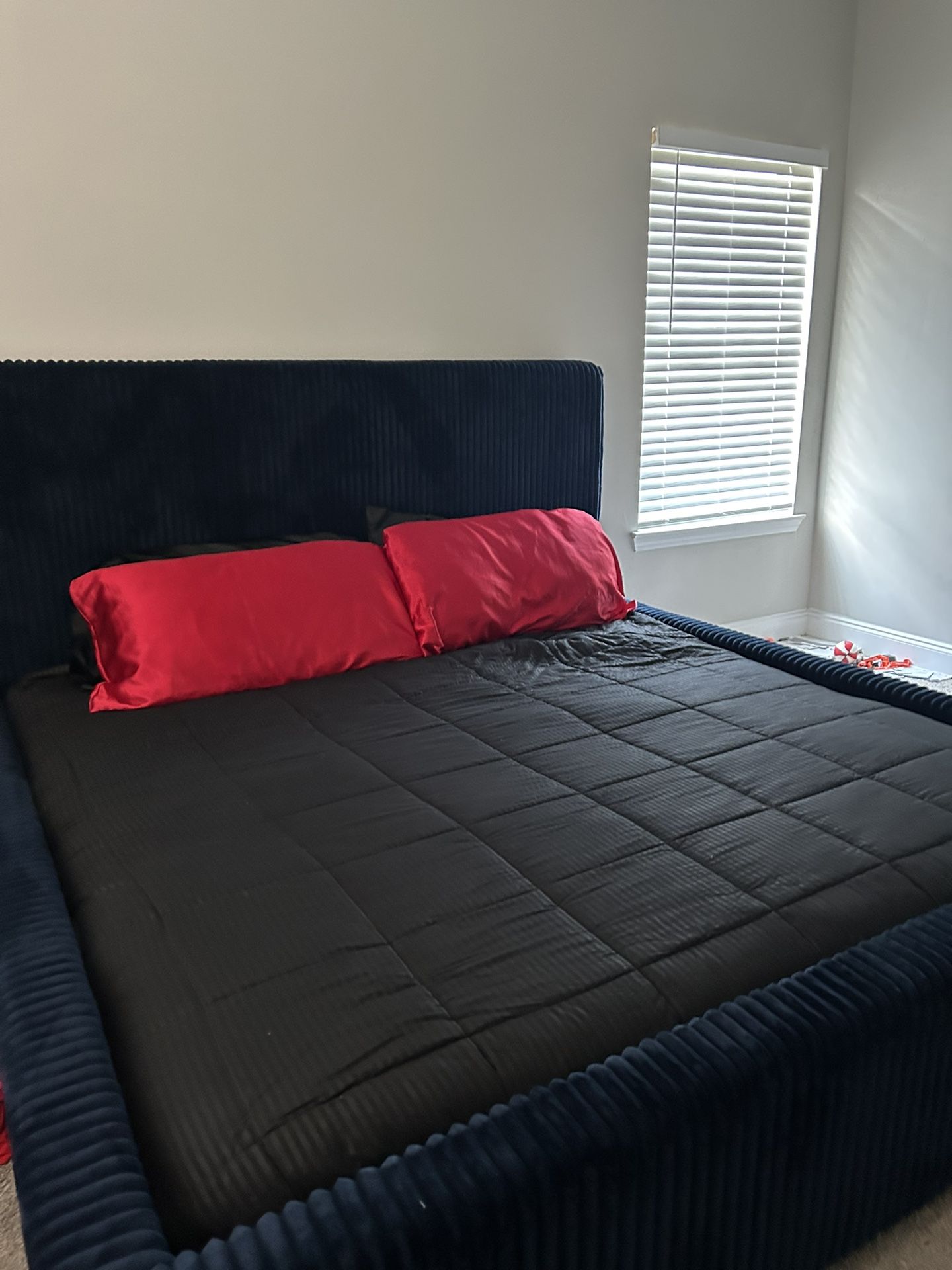 Living Set and Bed Only 2 Months Old