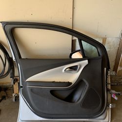 2011-15 Chevy Volt Driver Side Front Door Complete Local Only