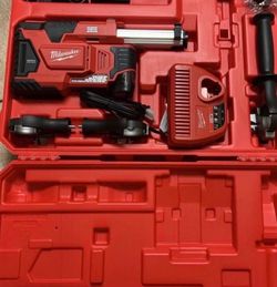 M12 12-Volt Lithium-Ion Cordless HAMMERVAC Universal Dust Extractor (Tool-Only)