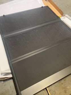 Toyota tundra tonneau bed cover