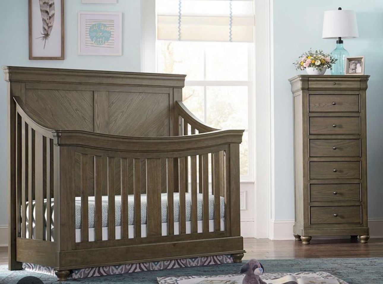 Bassett convertible Crib - Parker Edition  