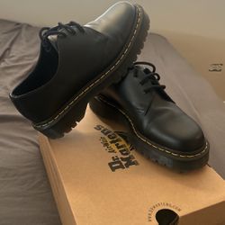 Dr. Martens Men’s Size 8 Black