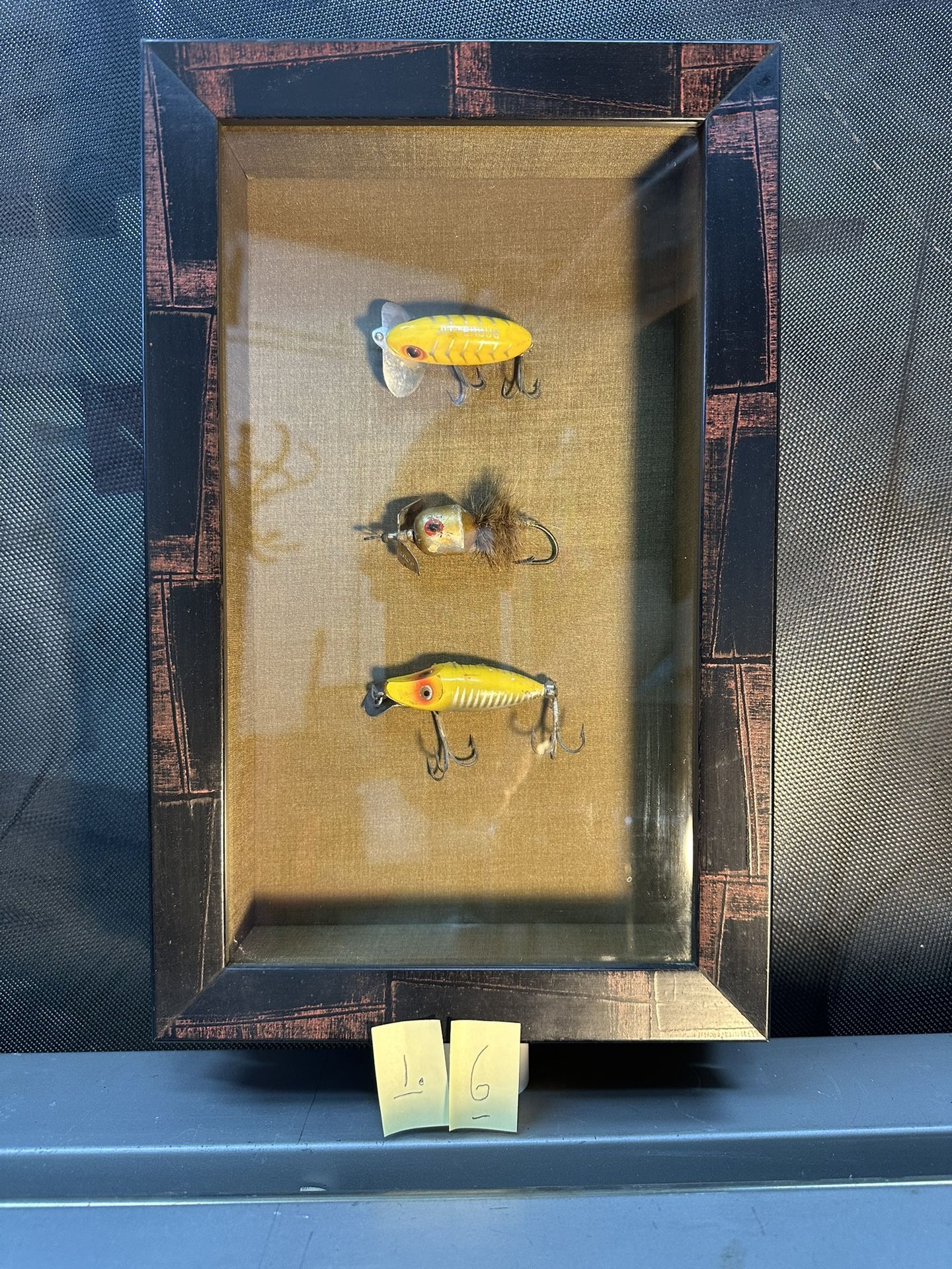 Frames Antique Lures