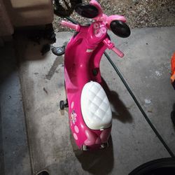 Minnie Mouse Scooter. Toddler