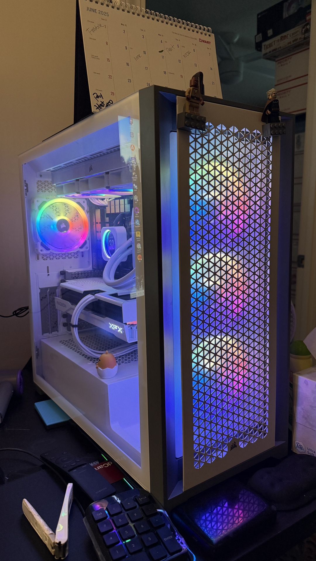 Gaming PC Ryzen 5 9600X 32GB RAM RX 9070