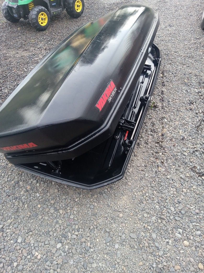 Yakima Skybox Roof Top Box