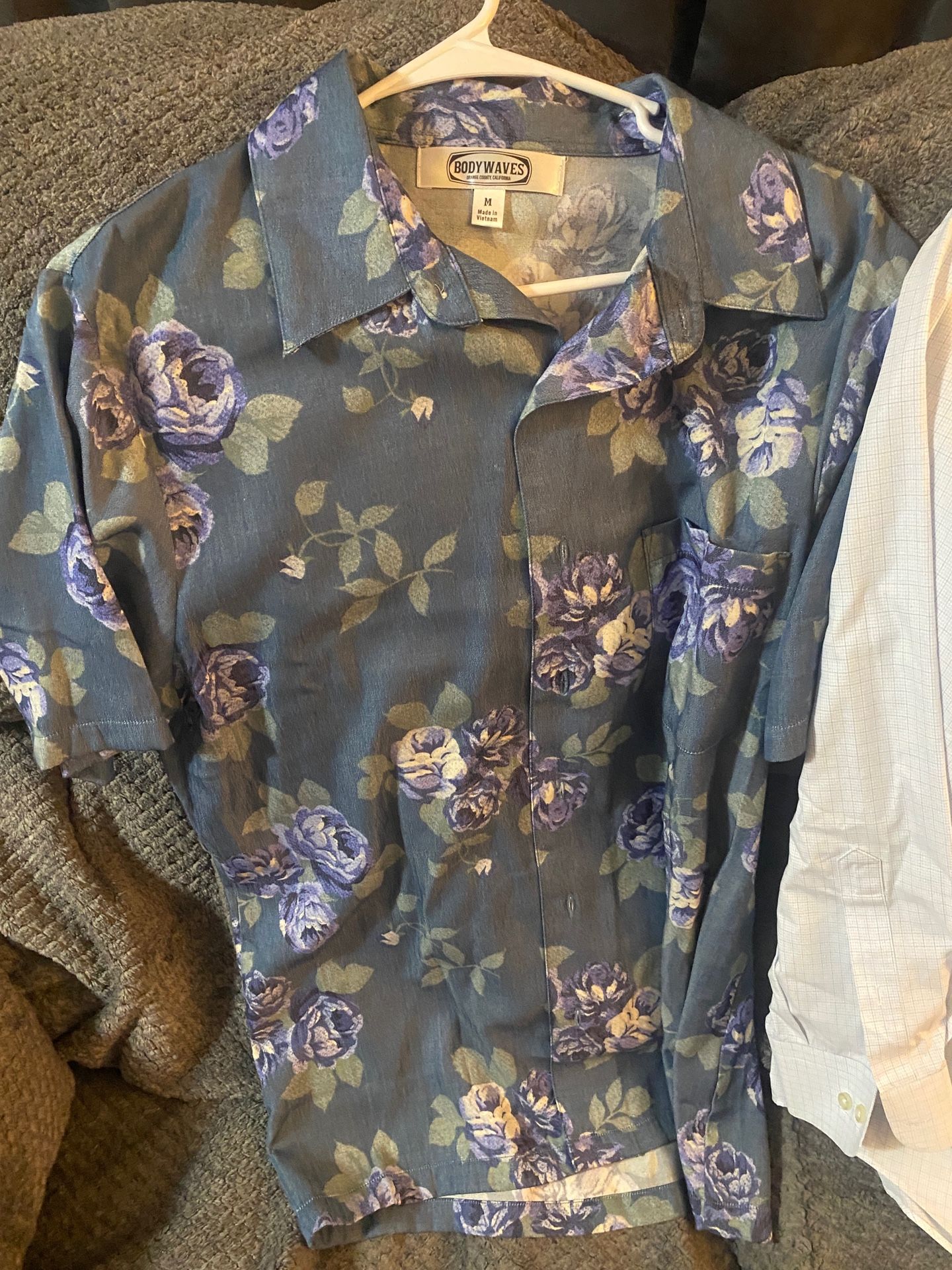 Men’s Medium Shirts