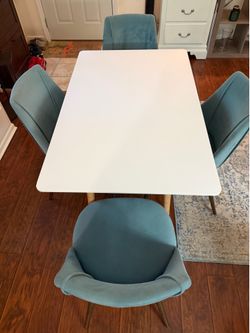 Dining small table, 4 pieces chairs