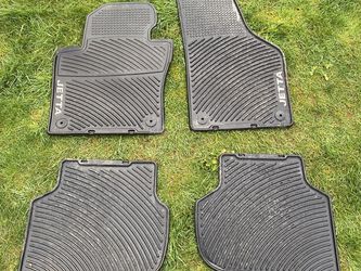 VW Passat Floor Mats