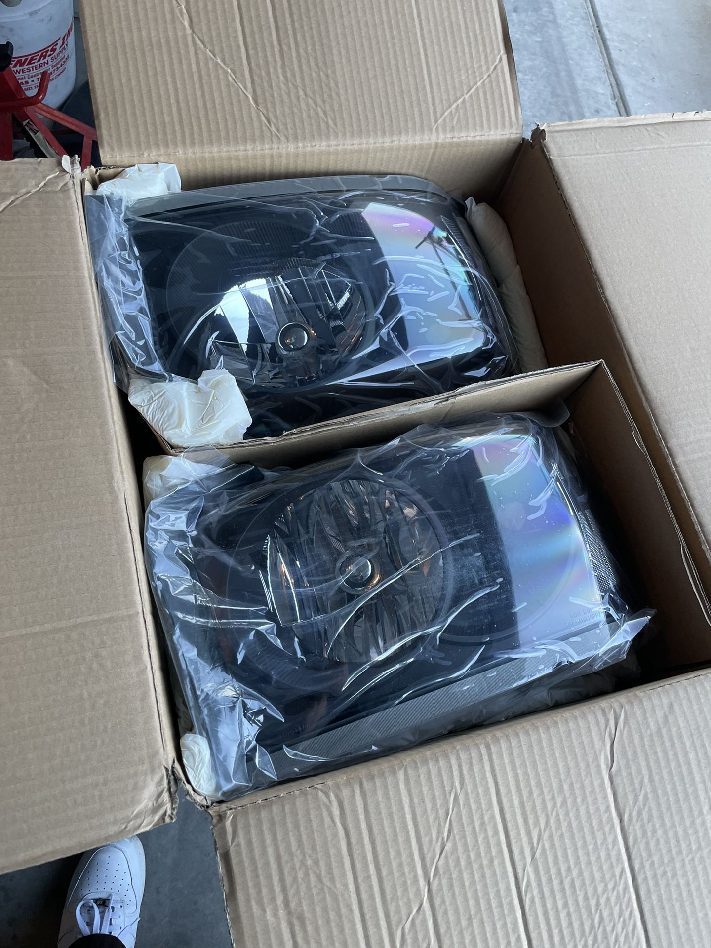 05-07 Dodge Dakota Headlights Aftermarket