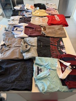 Bunch of Mens clothes Size M