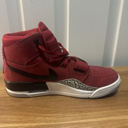 Jordan Legacy Sneakers