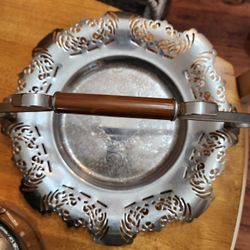 Vintage Krome-Kraft Farber Bros. Ornate Silver Metal

Serving Tray