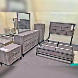 5 Pieces  King & Queen Gray Color Bedroom Set