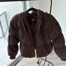 H&M Divided Brown Puffer Jacket – Women’s Small