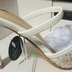 New Pair of Windsor woman’s heels  