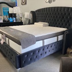 Beautiful Bedroom Set! $1699 🖤📦✨ Easy Financing!