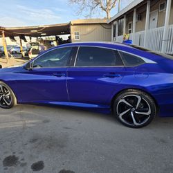 2018 Honda Accord Sport 4dr Sedan (1.5T I4 CVT)