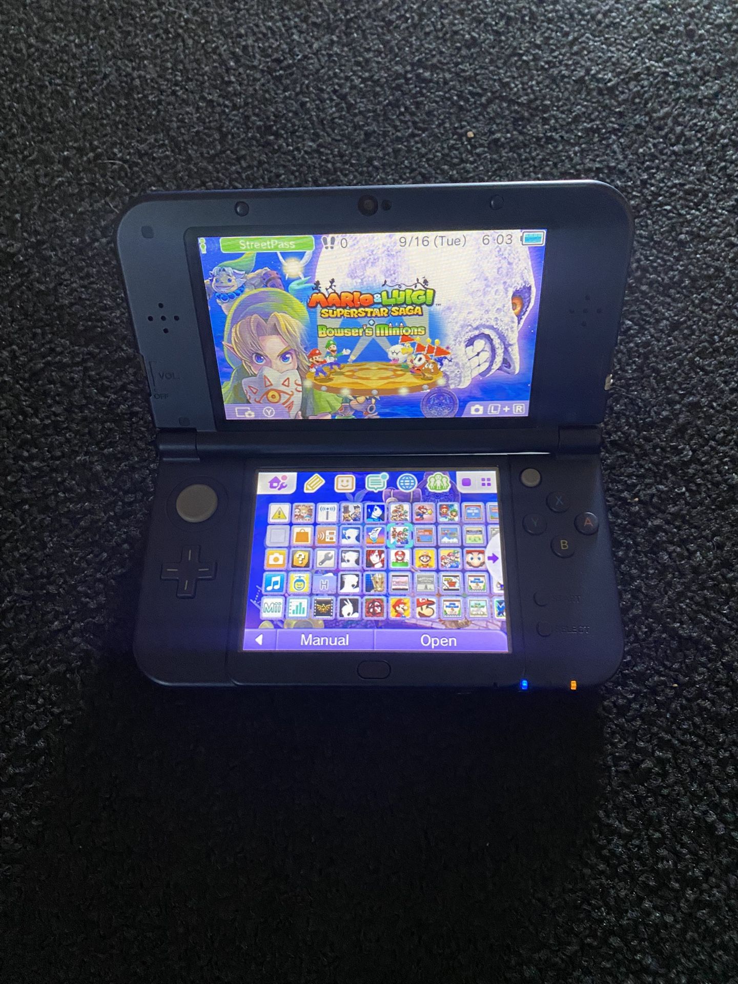 Nintendo 3DS XL Galaxy Purple Edition 