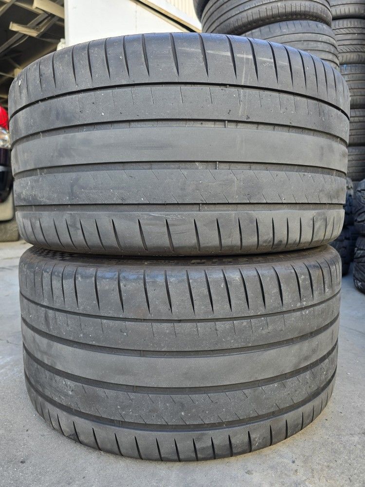 (2) 315 30 22 Michelin Tires