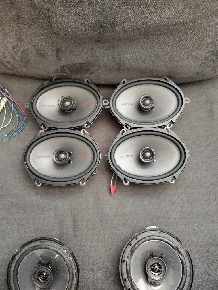 Kicker 4x6s Speakers