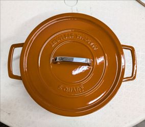 Martha Stewart Collection - 6 quart enameled cast iron dutch oven
