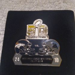 2016 Super Bowl 50 Denver Broncos vs Carolina Panthers Pin !!

