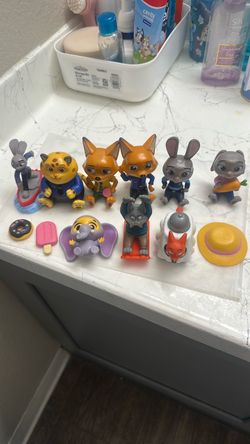 Zootopia 2 car toy