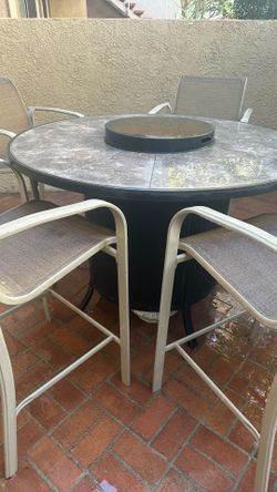 Fire pit table