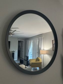 Round Mirror