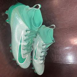 Men’s Nike Vapor Untouchable Green Size 9 Cleats