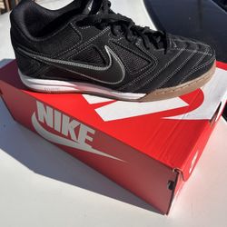 Nike Gato 9