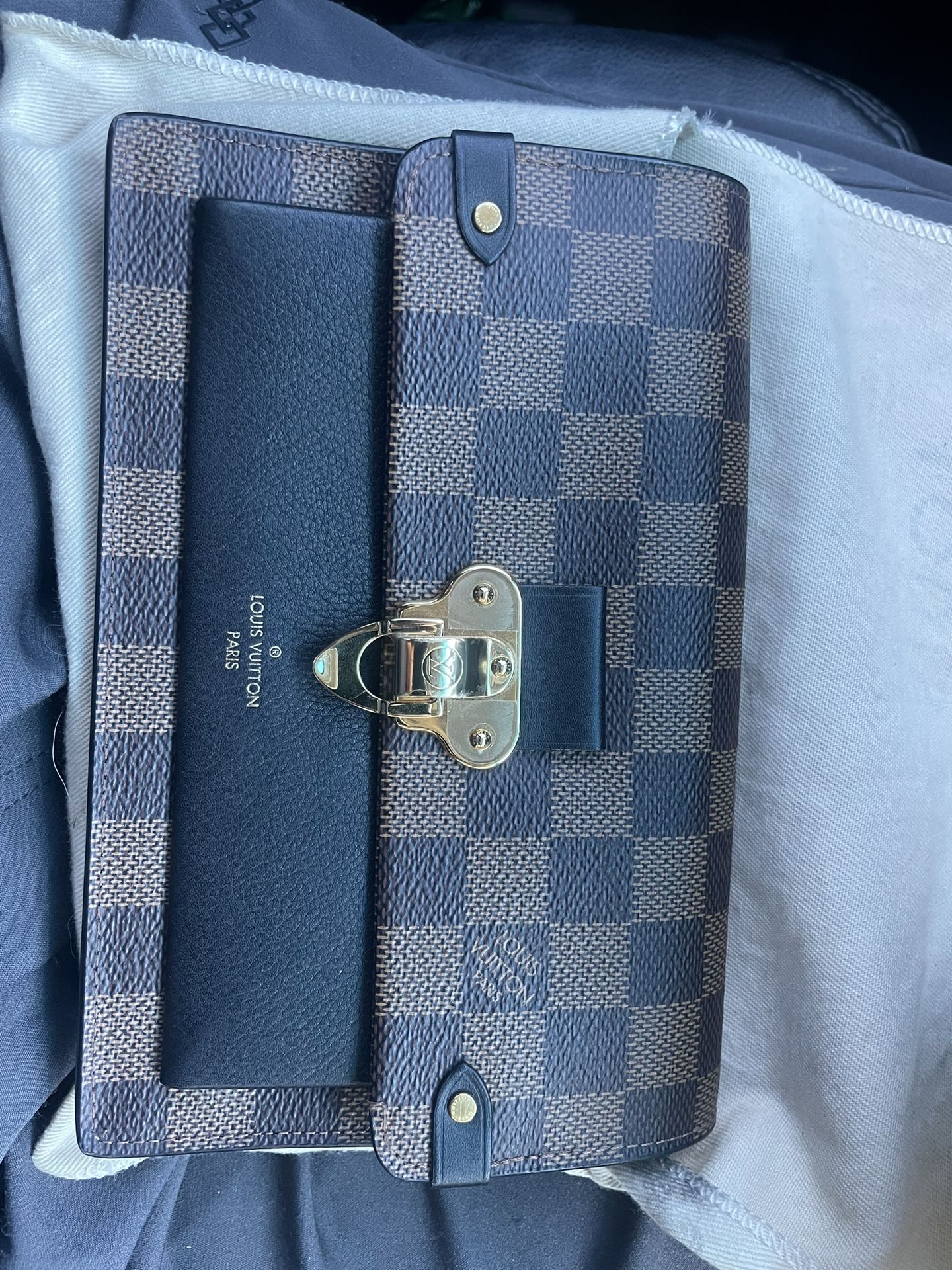 Louis Vuitton Vavin Chain Wallet NM Damier New Missing Strap