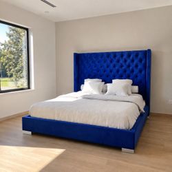 King Bed blue new