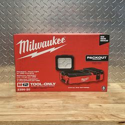 Milwaukee M12 Packout Light 2356-20