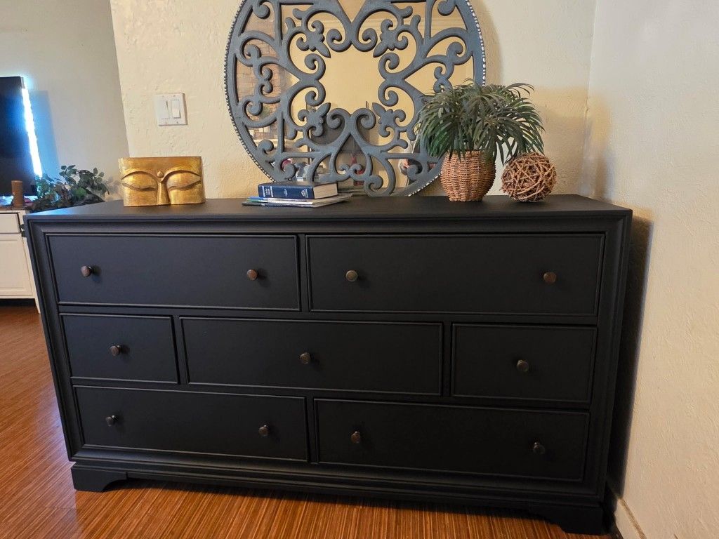 SATIN BLACK WOOD DRESSER