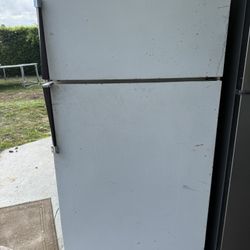 Free Working Fridge/refrigerador